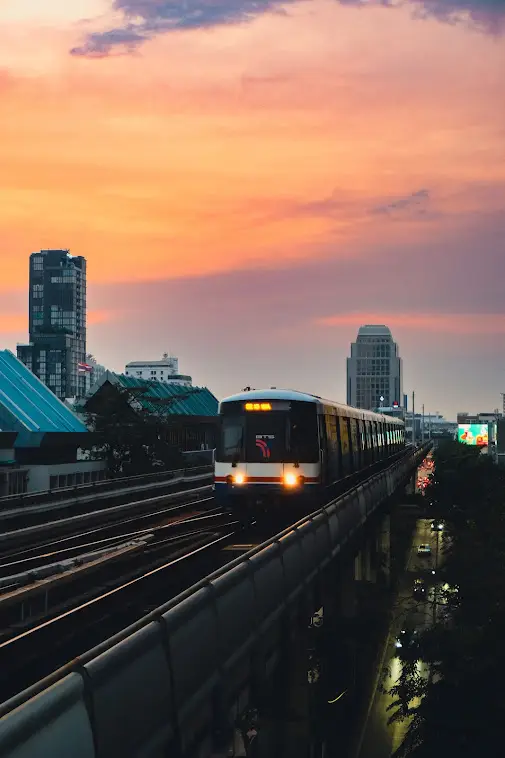bts skytrain in bamgkok