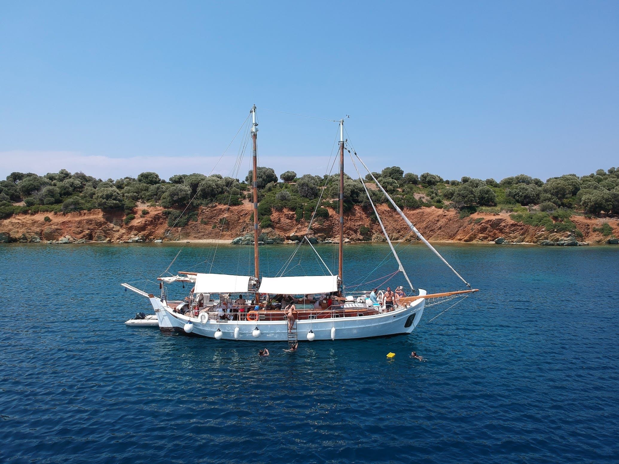 exploring pagasitikos gulf with a daily cruise